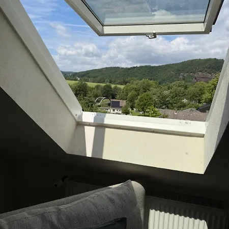 Gemuetliche Dachwohnung Mit Sandsteinfelsenblick Apartman *