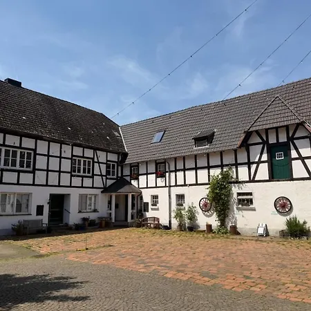 Gemuetliche Dachwohnung Mit Sandsteinfelsenblick * Heimbach